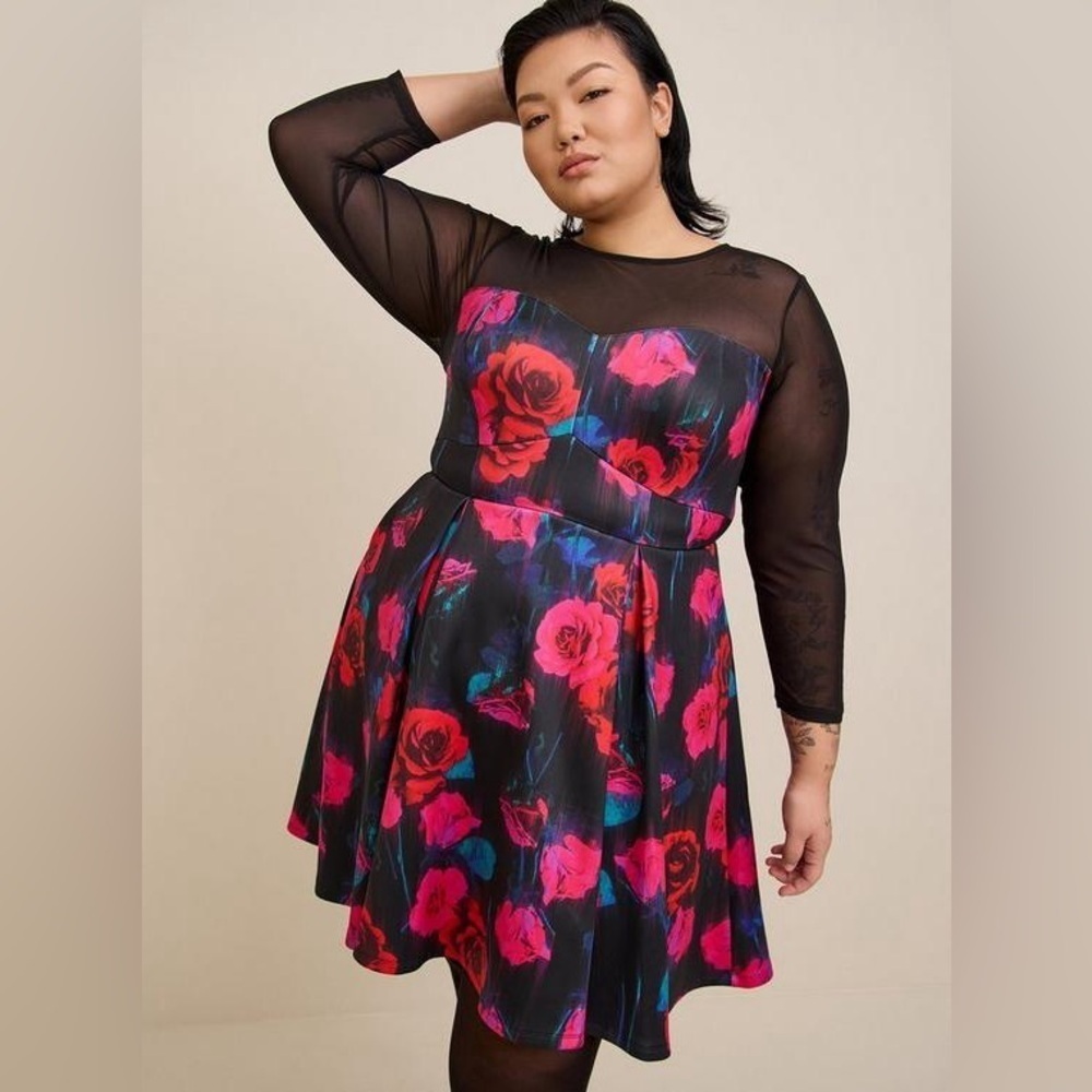 Torrid Mesh Mini Dress - Size 28 (5)